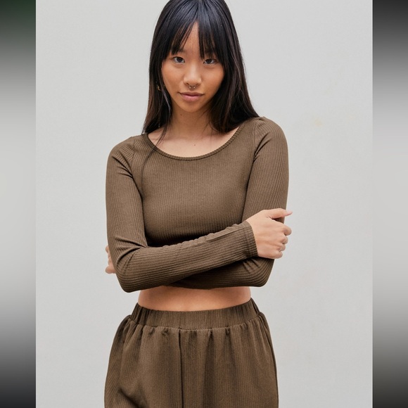 NWOT Set Cider Solid Knitted Ribbed Crop Top Long-Sleeve and Wide Leg Pants - Picture 6 of 16